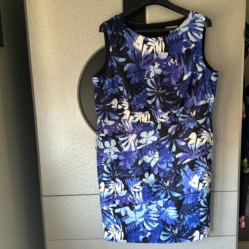 Dressbarn Women's Floral Dress Size 22
